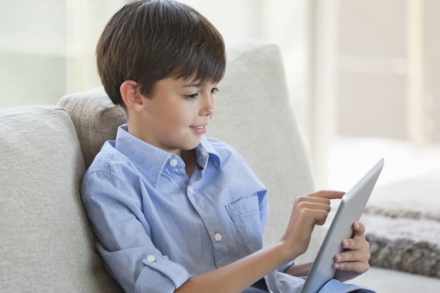 How to Read an E-Book with Your Child